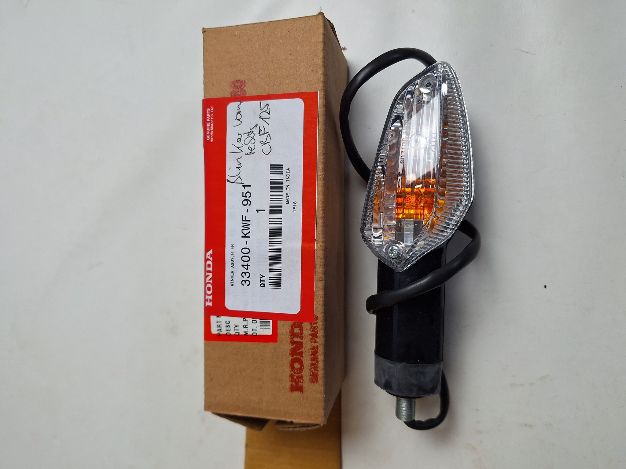 Picture of WINKER ASSY,R FR  33400-KWF-951  